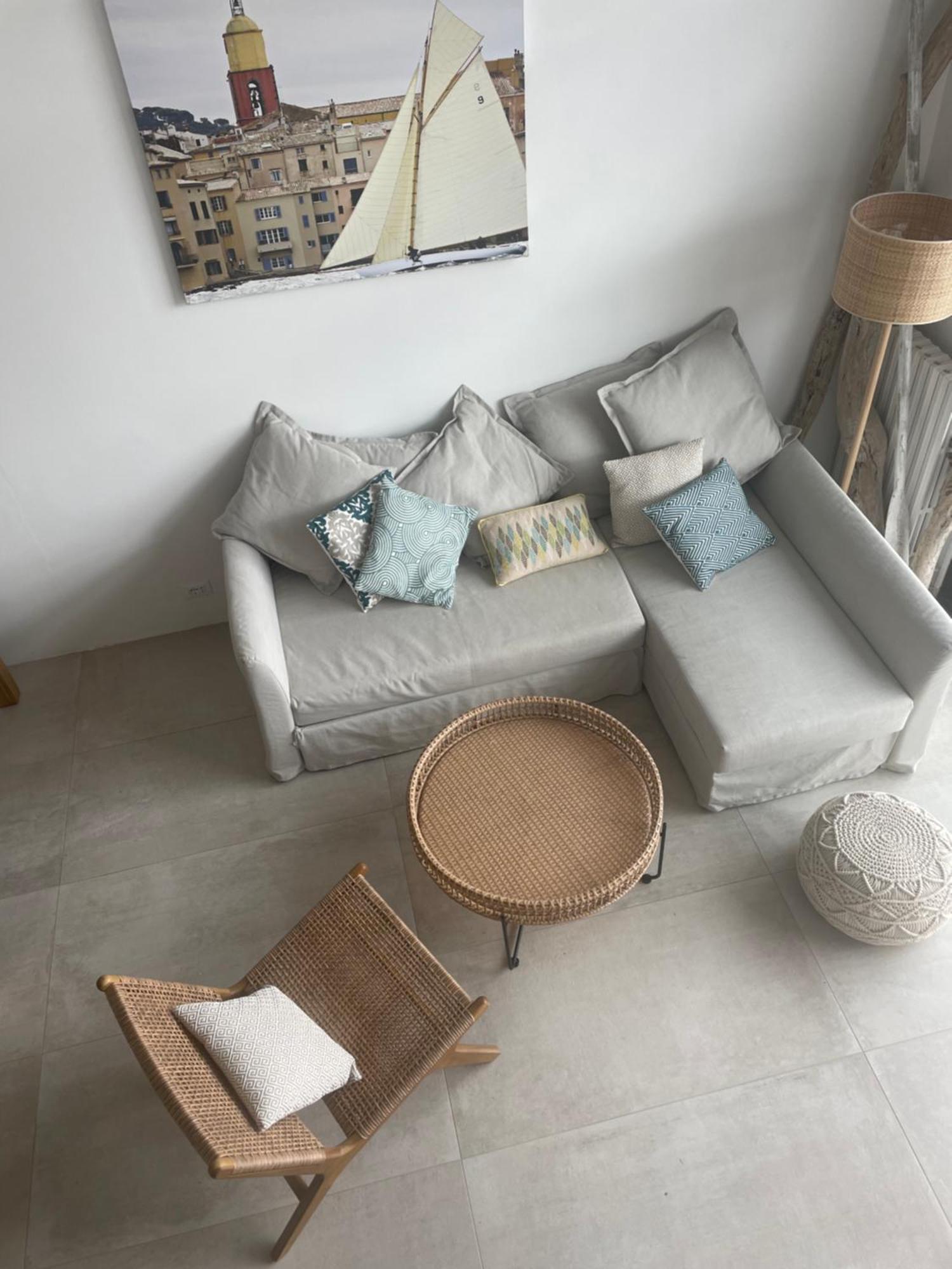 Port Apartment